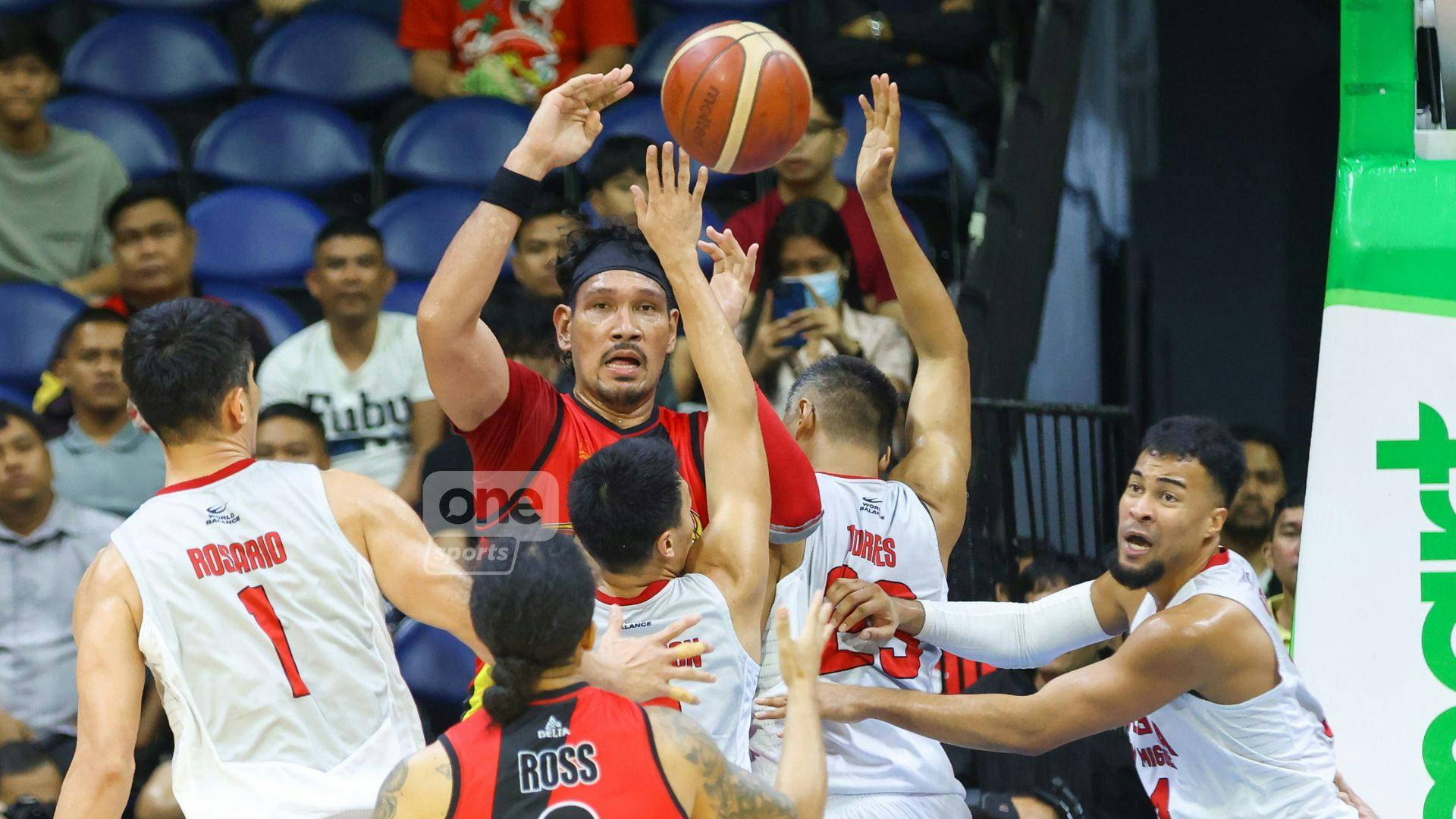 PBA: June Mar Fajardo makes history with third straight 20-20 game